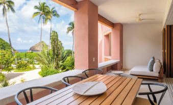 El Careyes Club & Residences