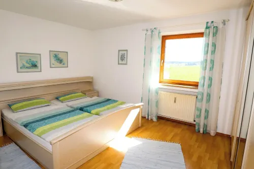 Quiet - lovingly furnished vacation apartment for 2 persons. Hotel a Murnau