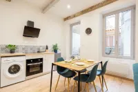 Charming T2 Apartment with Terrace in Mâcon - Near Train Station