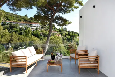 Villa Moddissi charm with pool