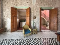 Casa con Piscina Nido Rosa