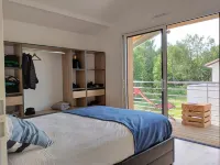 Maison Neuve de 150m2, Avec Piscine Chauffée Face à la Forêt, Proche de la Plage