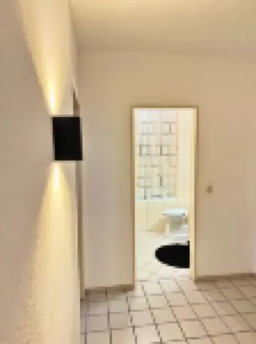 2 minutes from Essen main station