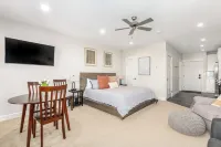 Modern studio with huge balcony overlooking main street in Grand Lake Hotels in Grand Lake