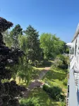 Quiet and well located apartment in green area, ideal for family. Hotel a Marly-le-Roi