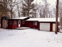 Bear Point Hideout on Menominee River
