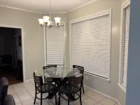 Charming 3-bedroom house with AC in Marion Hotels in Marion