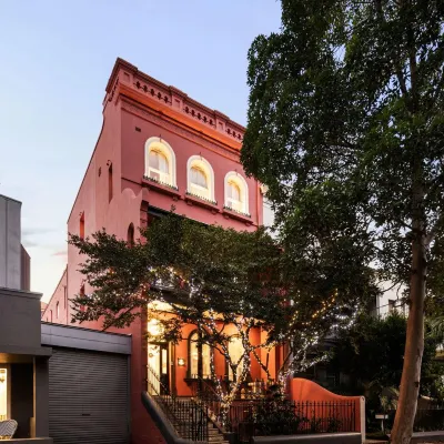 Medusa Hotel Sydney Hotels near Darlinghurst