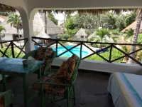 1 Bedroom Furnished Beach Cottage