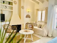 Fantastically beautiful studio with sun terrace and sea view, up to four people