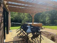 La Cabane du Petit Moulin Hotels in Bressuire