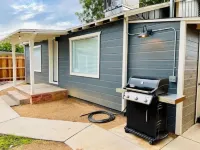 The Stay on Main/Modern Cottage/1 mi. to Old Town!