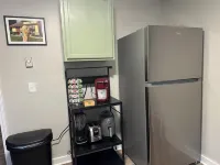 Charming 2-bedroom guest house with WiFi, AC in Franklin