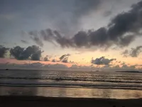 Jardines Tropicales - 3 blocks from the beach