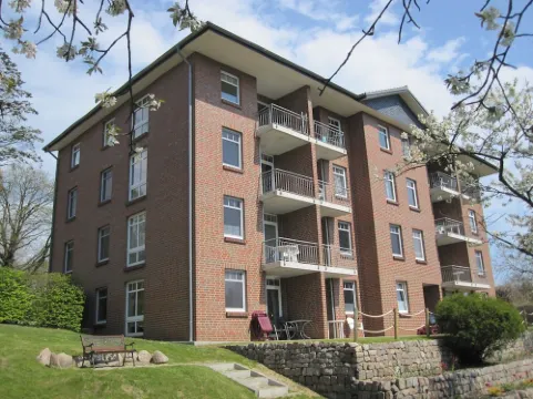 3-room apartment, 61sqm, swimming pool u. Sauna about 8 minutes to the beach, WiFi