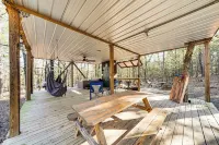 'bluebird Treehouse' Near Kiamichi Mtns w/ Hot Tub - Apartments