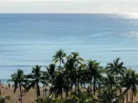 the Birdcage - Waikiki Hideaway, Steps to the Beach