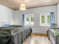 "Gilbert" - 500m from the Sea Hotels in Saeby