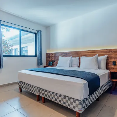 Hotel Mody Merida Hotels near مونتيجو أفينيو