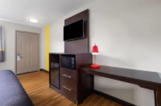 Super 8 by Wyndham Helen โรงแรมในเฮเลน