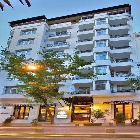 AHC Taksim Hotel