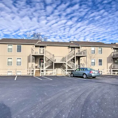 3 Pools! Lake-View Family Condo in Osage Beach