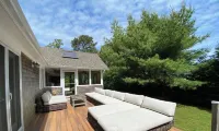 Vineyard Vacation Retreat with HOT TUB