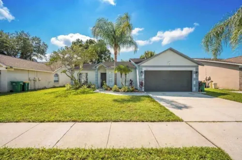 *Pool* 8.5 miles to Honeymoon Island. 4 bdr