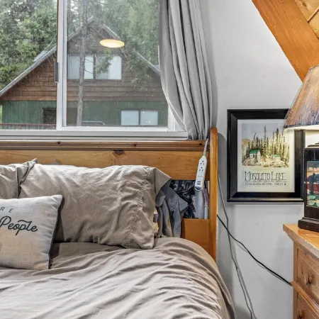 Blue Lake Springs A-Frame Of Mind Cabin in Arnold Отели в г. Арнолд