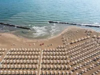 Lodge in Rimini Family Village near the beach