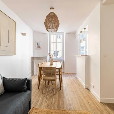 Beautiful T2 in the heart of suquet - 5min beach
