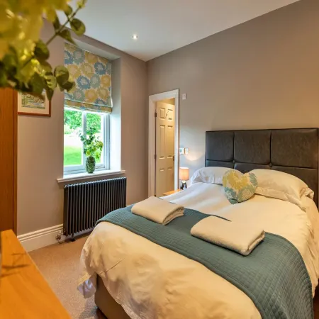 Apartment in Buxton Old Post Office, No deposit