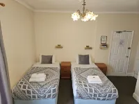 Rose Marie Guest House - pet friendly