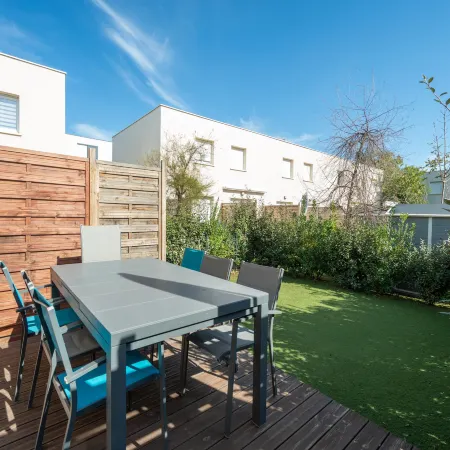 Sunny Villa Near Valras Beach