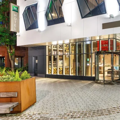 Ibis Styles London Ealing Hotels near Griffin Park