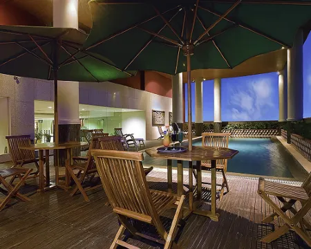 ザ ロイヤル スラカルタ ヘリテージ - ハンドリテン コレクション スラカルタのホテル