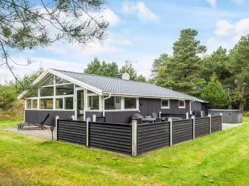 6 Person Holiday Home in Blavand