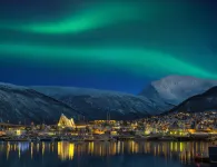 Charming 2BR Tromso Home Wi-Fi & heater Hotels in 