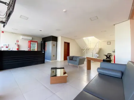 HOTEL QUATRO CORAÇÕES