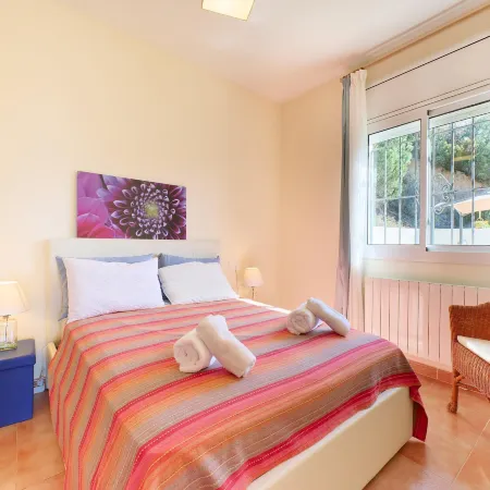 Villa on Costa Brava with Pool & Sea Views