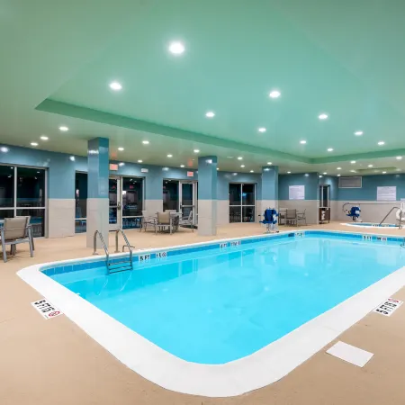 Holiday Inn Express & Suites FLORENCE I-95 & I-20 CIVIC CTR by IHG