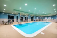 Holiday Inn Express & Suites FLORENCE I-95 & I-20 CIVIC CTR by IHG - ที่มีสระว่ายน้ำ