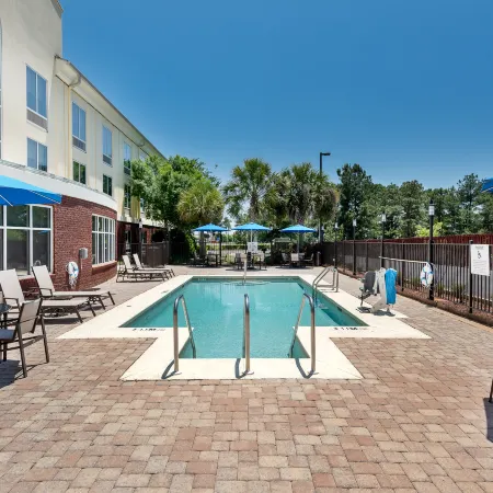 Holiday Inn Express & Suites DAPHNE-SPANISH FORT AREA by IHG
