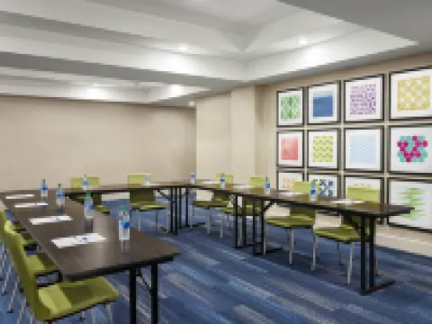 Holiday Inn Express & Suites DURANT by IHG Hotels in Durant