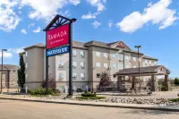 Ramada by Wyndham Lac la Biche Hotel a Lac La Biche