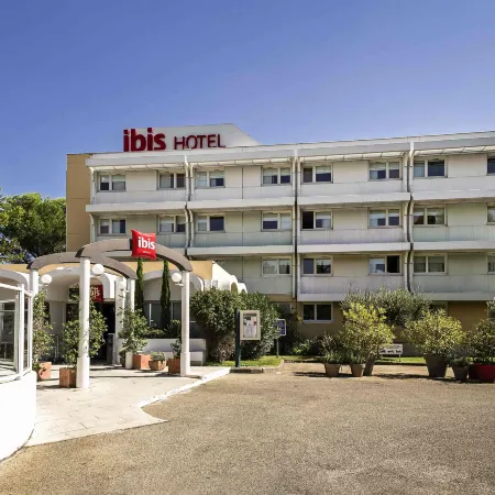 Ibis Nîmes Ouest