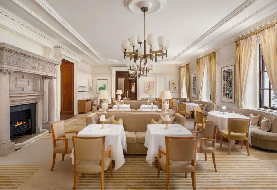 래플스 런던 앳 디 오오