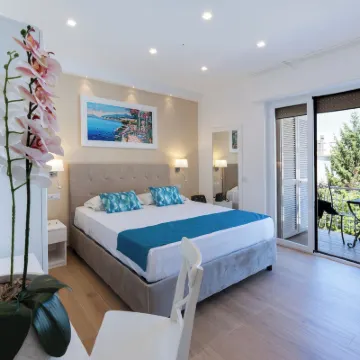 Hotel Kali Sorrento Hotels near Sorrento Lingue