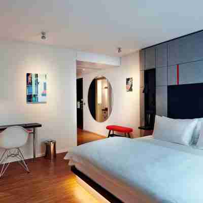 citizenM Paris Charles de Gaulle Airport Rooms