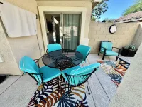 Heated pool at NO extra charge! Plan a trip to the beautiful desert! 🌵BOOK NOW!